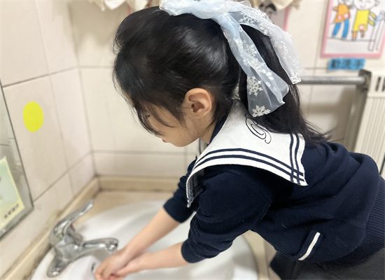 http://www.diaqiao.top/upload/20230324/56a1ee63-a44c-445f-9ced-b3a949ea5aa7.jpg