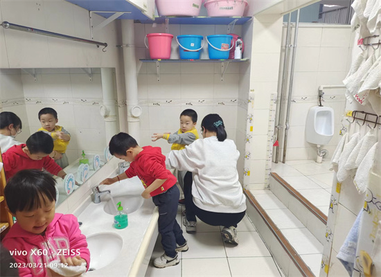 http://www.diaqiao.top/upload/20230407/a85b6fc8-ce10-4f0a-8d97-29af65ba2c92.jpg