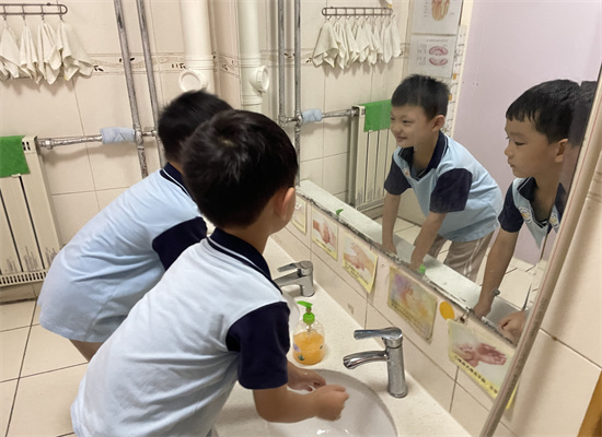 http://www.diaqiao.top/upload/20230920/dce11404-bff5-449d-abca-aca8512b66b1.jpg