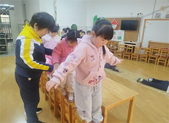 http://www.diaqiao.top/upload/20241125/fd27d5f4-d3b2-4f36-a06f-3769a926e26a.jpg